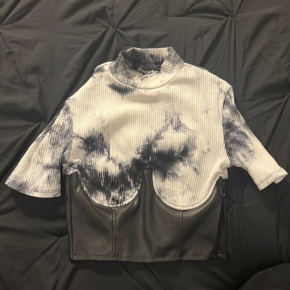 Fashion nova top